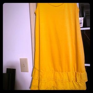 Simple yellow dress